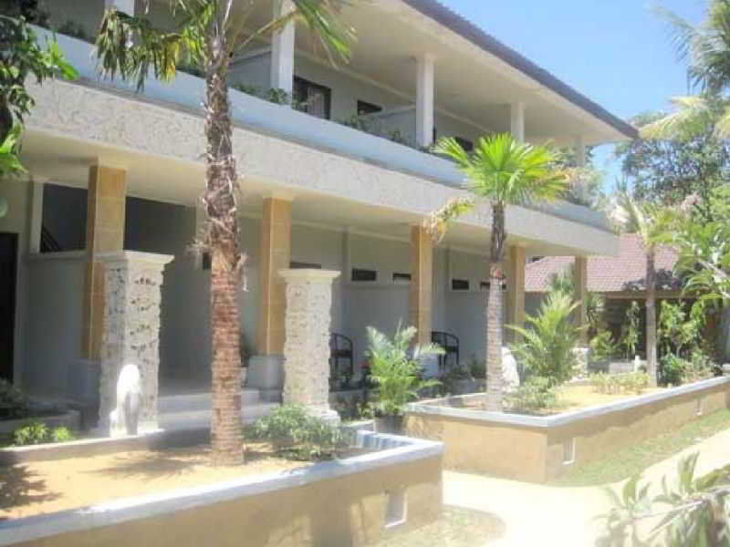 Puri Saron Hotel Baruna Beach Lovina Exterior photo